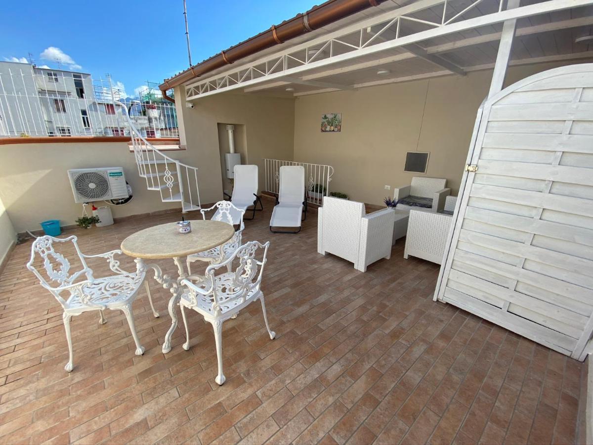 La Casa Di Vesta Vila Pompeia Exterior foto
